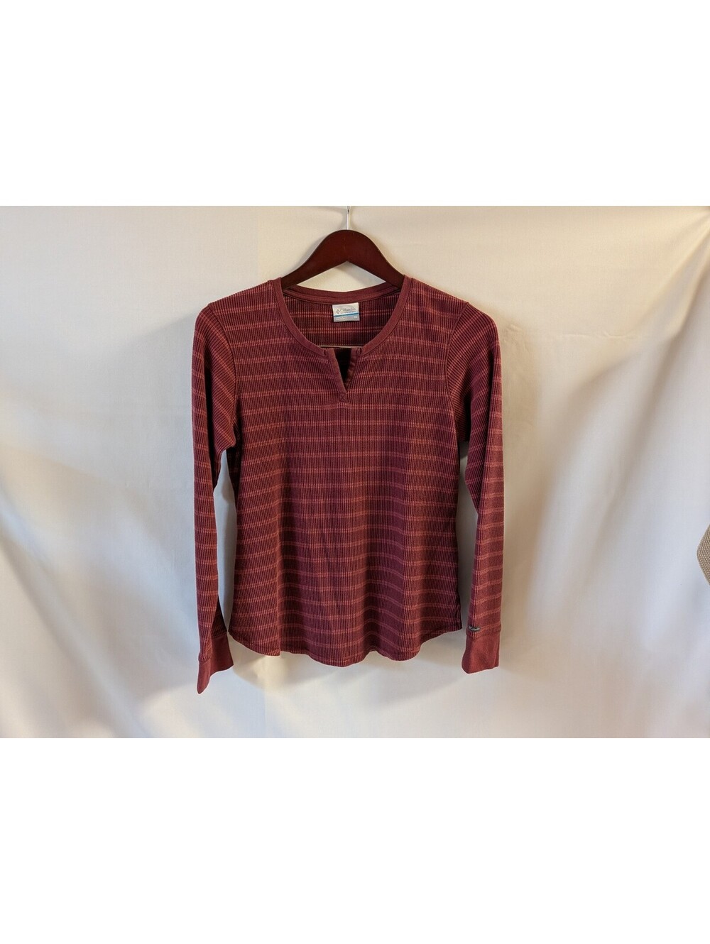 Columbia maroon striped ribbed knit Long sleeve Size XS